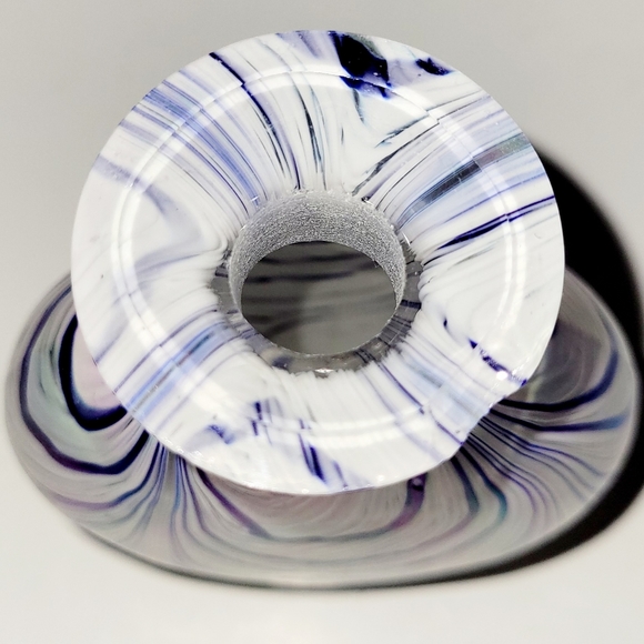 Bud Vase, Vintage Blue & White Studio Art Glass with Feather Design, Chip - Picture 6 of 8